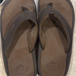 OluKai Men's Dark Brown Sandals